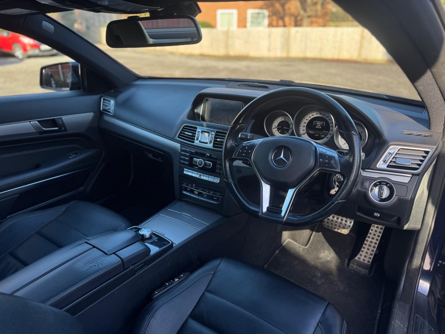 Used Mercedes-Benz E Class for sale - 77017079: Photo 19