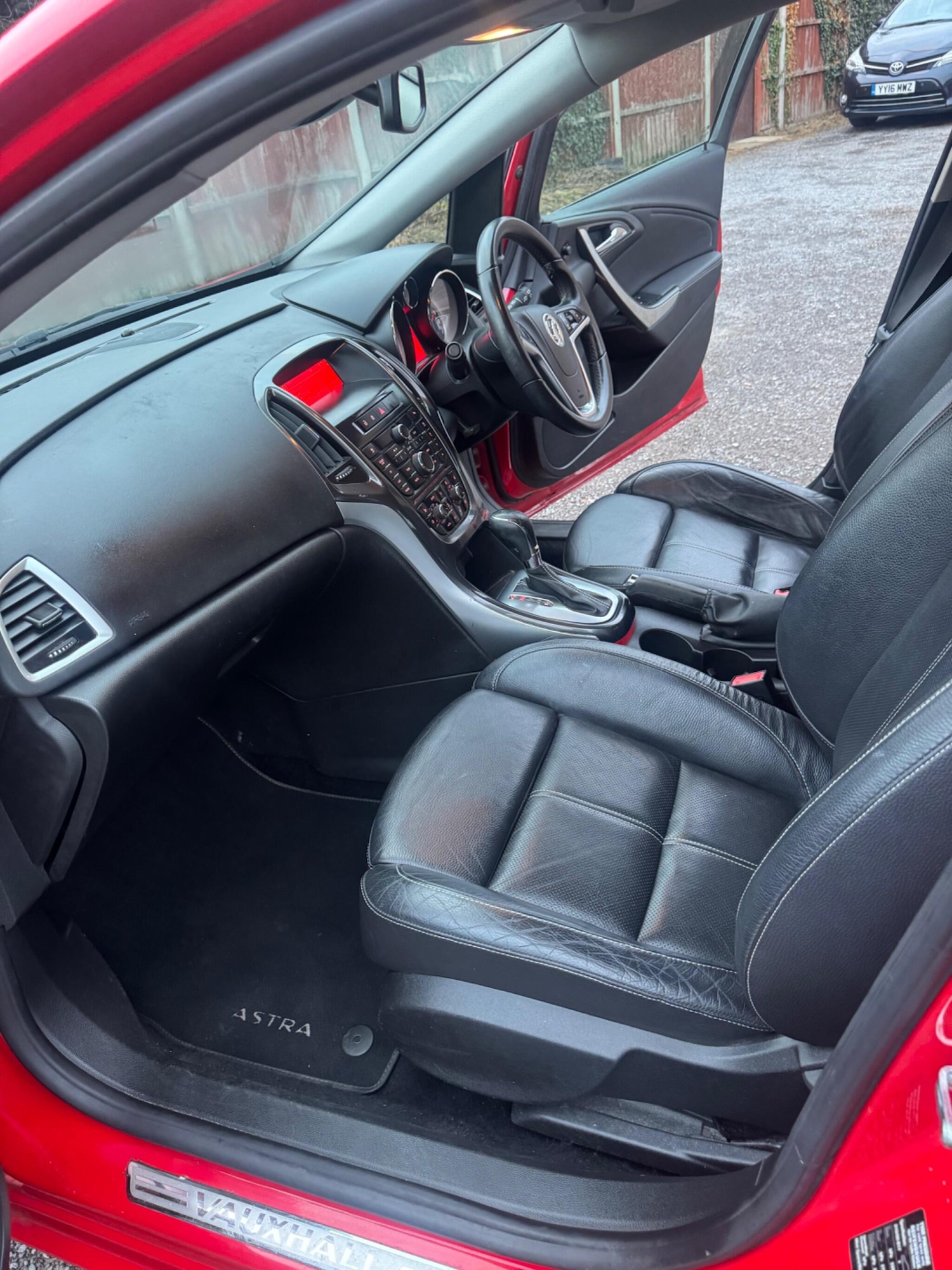 Used Vauxhall Astra 2013 for sale - 76498432: Photo 14