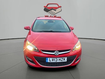 Used Vauxhall Astra 2013 for sale - 76498432: Photo