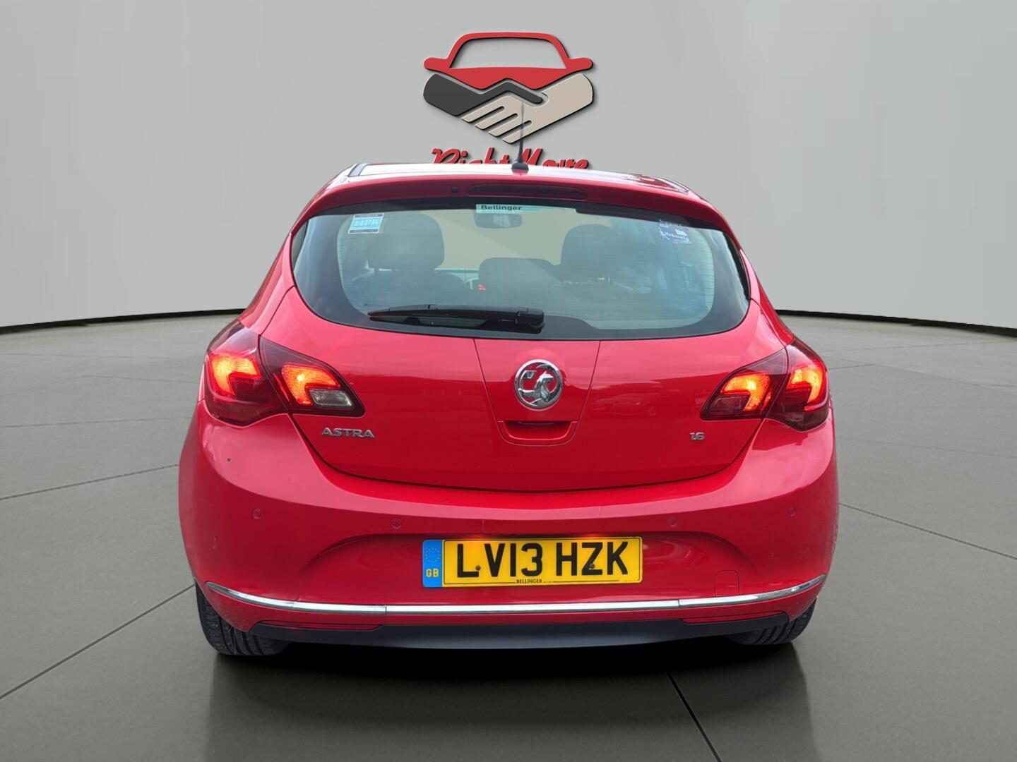 Used Vauxhall Astra 2013 for sale - 76498432: Photo 5