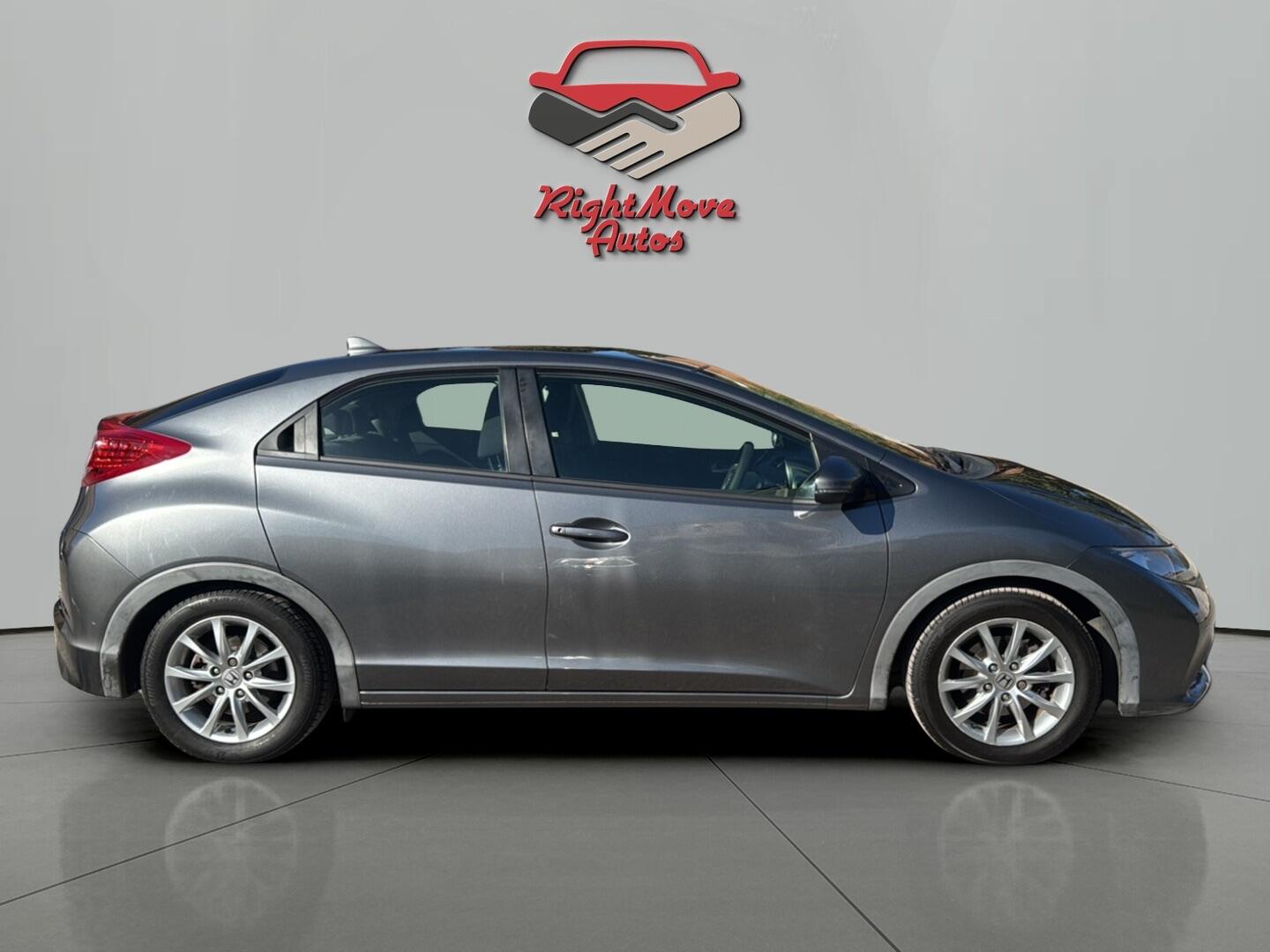 Used Honda Civic 2012 for sale - 76083975: Photo 6