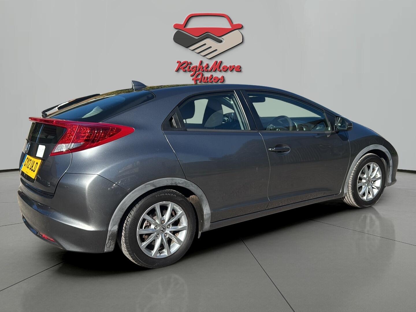 Used Honda Civic 2012 for sale - 76083975: Photo 7