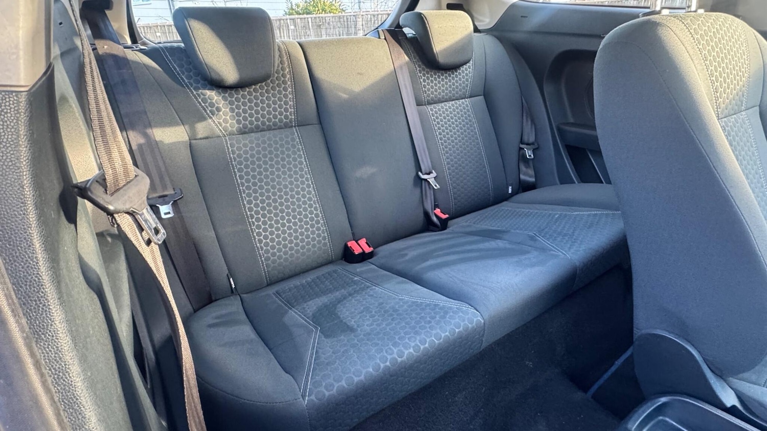 Used Ford Fiesta 2010 for sale - 76671300: Photo 11