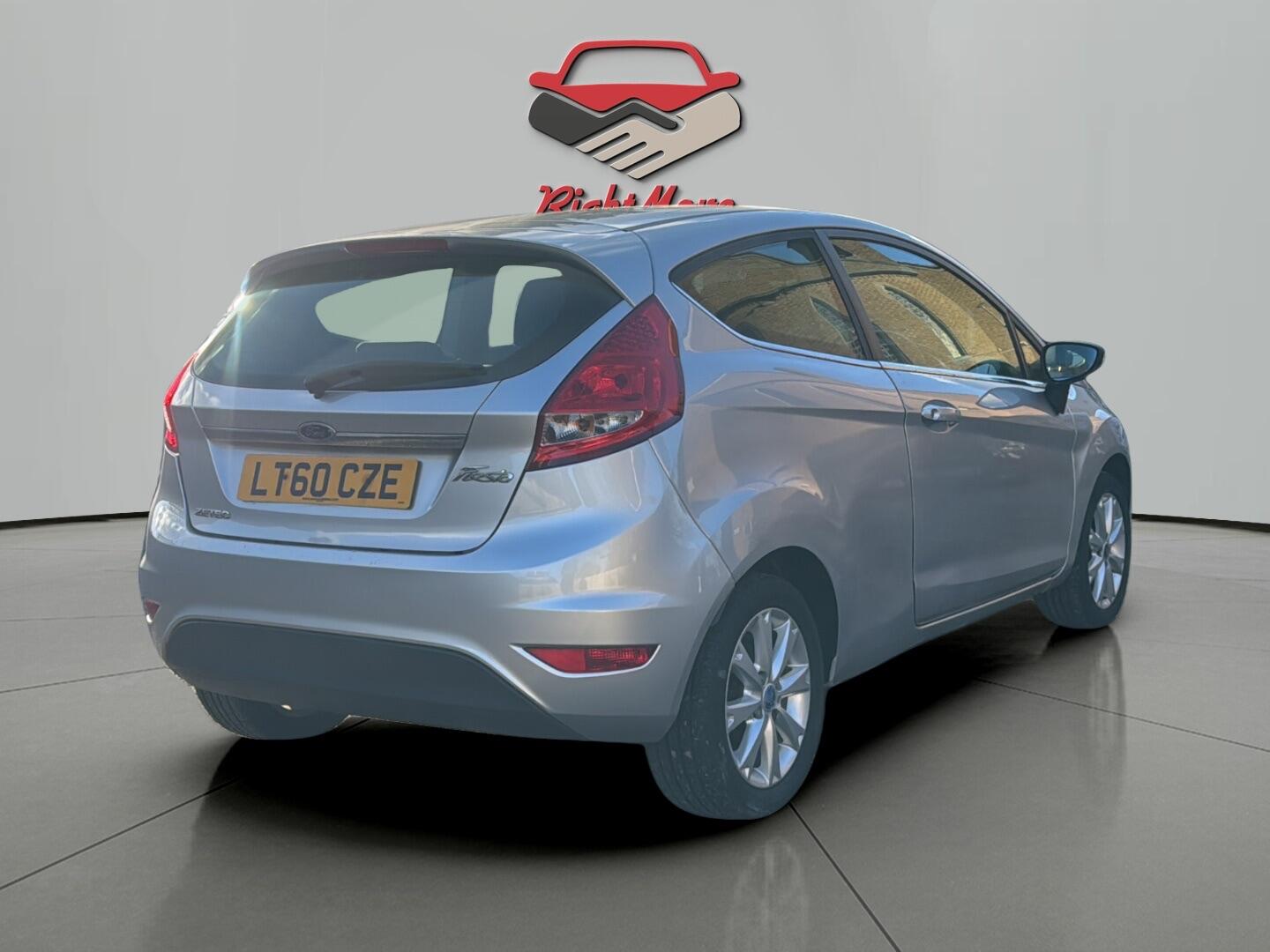Used Ford Fiesta 2010 for sale - 76671300: Photo 12