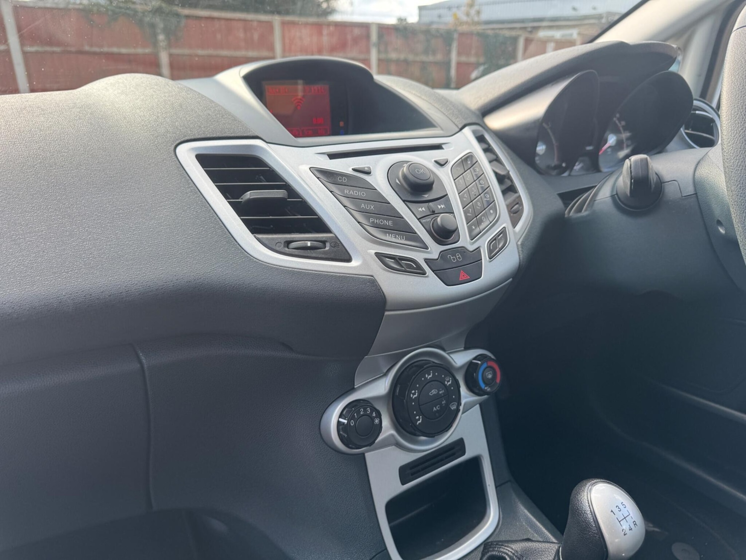 Used Ford Fiesta 2012 for sale - 77564703: Photo 21