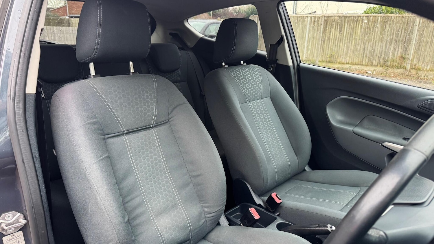 Used Ford Fiesta 2011 for sale - 78086702: Photo 10