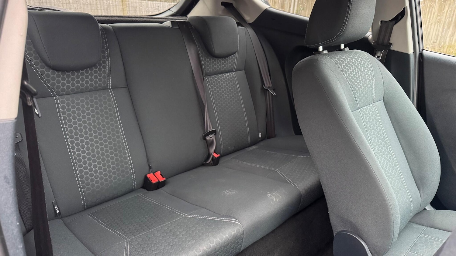 Used Ford Fiesta 2011 for sale - 78086702: Photo 11