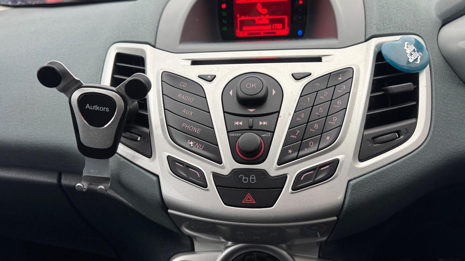 Used Ford Fiesta 2011 for sale - 78086702: Photo 14