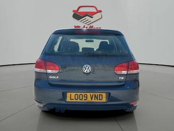 Used Volkswagen Golf 2009 for sale - 77977657: Photo