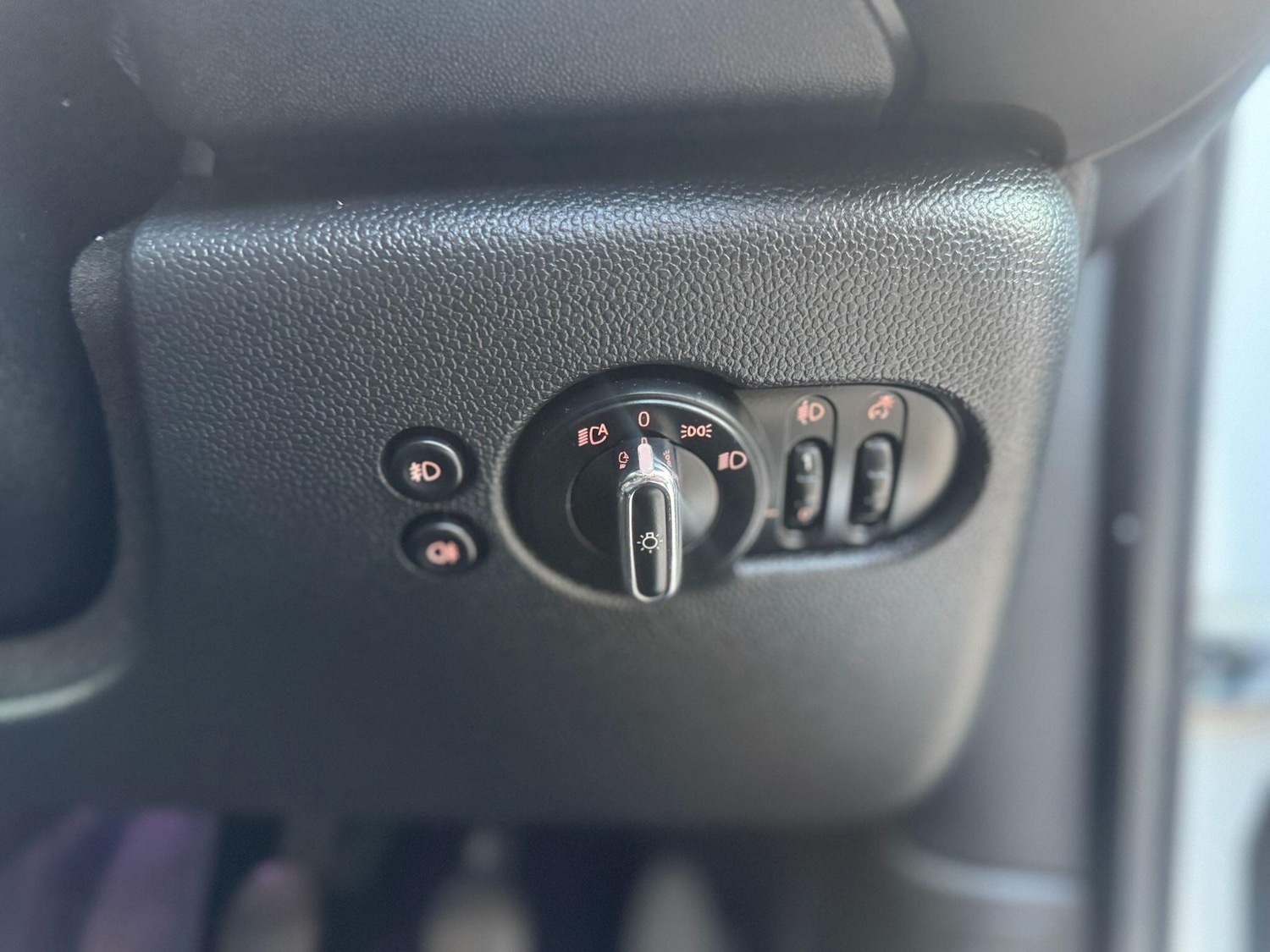 Used MINI Hatch 2019 for sale - 78062601: Photo 19