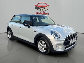 Used MINI Hatch 2019 for sale - 78062601: Photo