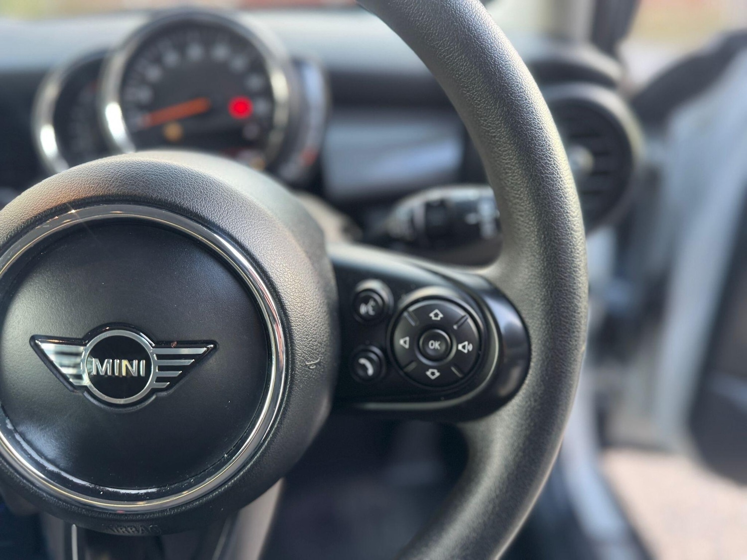 Used MINI Hatch 2019 for sale - 78062601: Photo 9