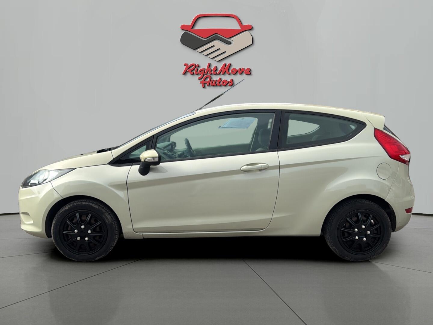 Used Ford Fiesta for sale - 77823935: Photo 2