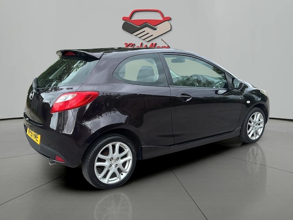 Used Mazda Mazda2 2012 for sale - 76190102: Photo 5