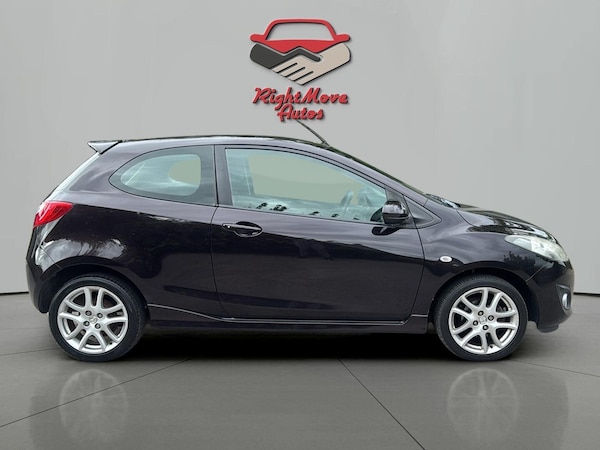 Used Mazda Mazda2 2012 for sale - 76190102: Photo 6