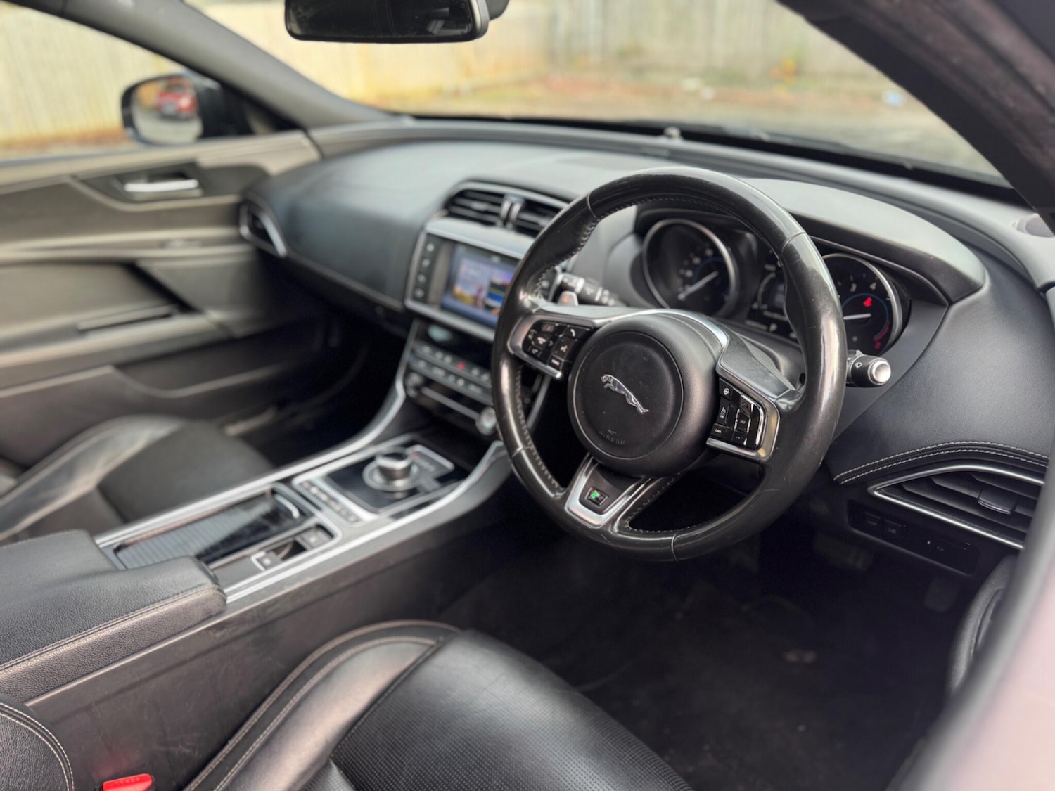 Used Jaguar XE 2017 for sale - 76952892: Photo 18