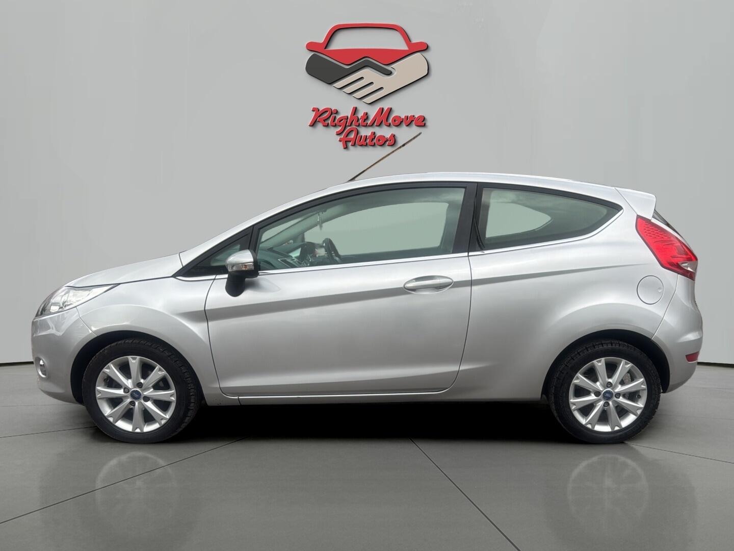 Used Ford Fiesta 2010 for sale - 76377335: Photo 5