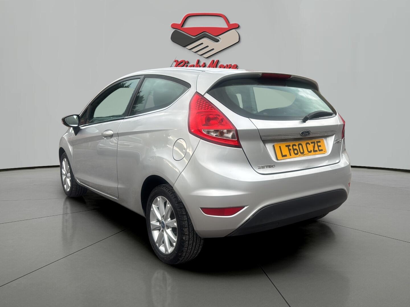 Used Ford Fiesta 2010 for sale - 76377335: Photo 6