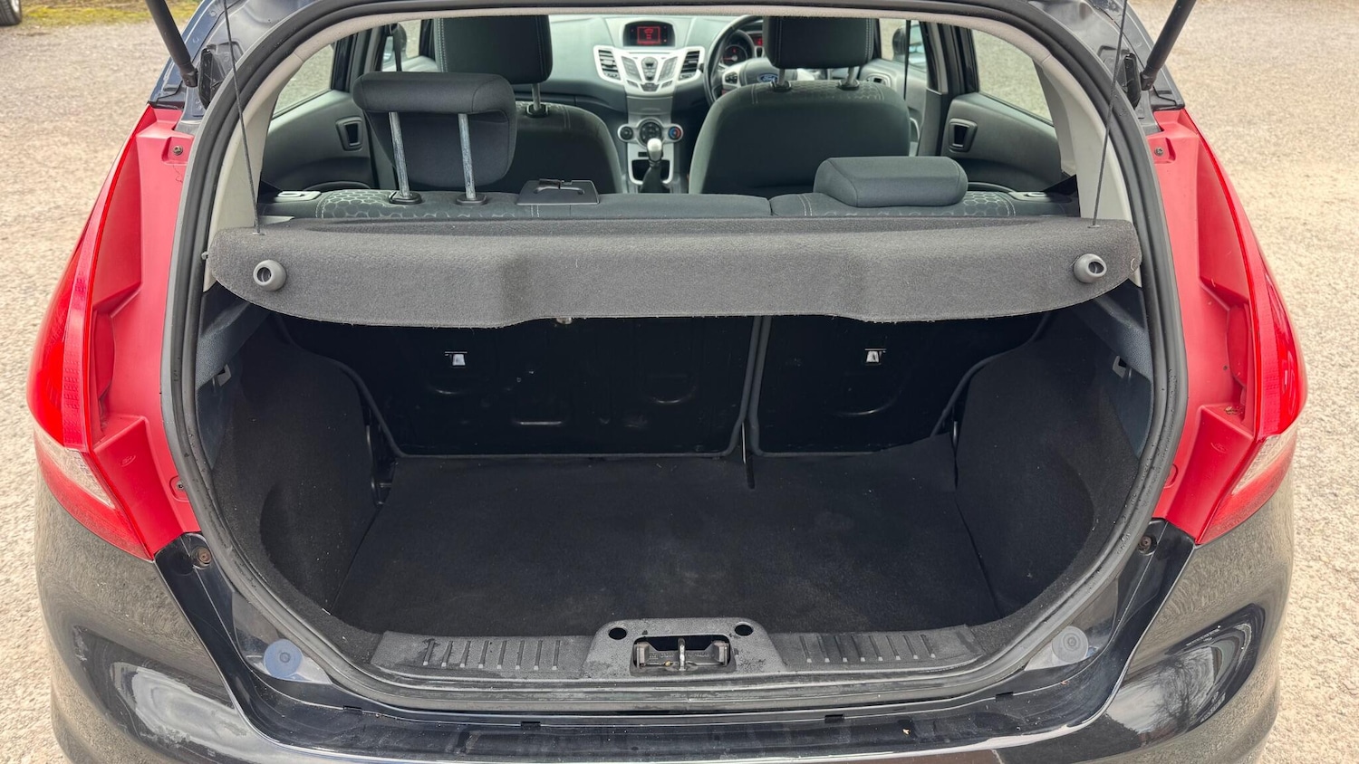 Used Ford Fiesta 2011 for sale - 77898502: Photo 13