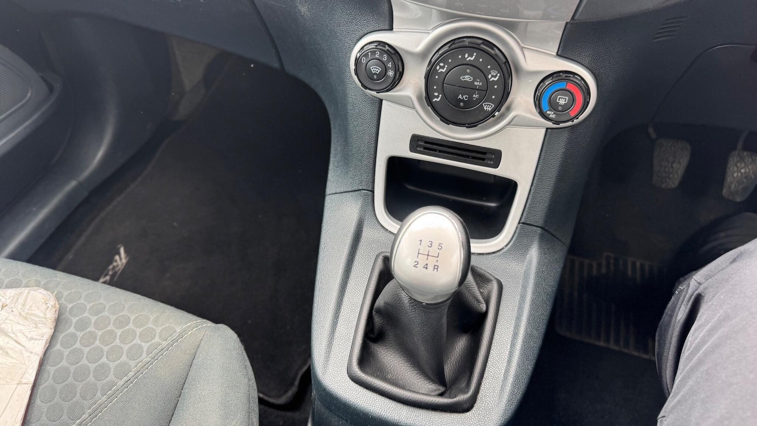 Used Ford Fiesta 2011 for sale - 77898502: Photo 15