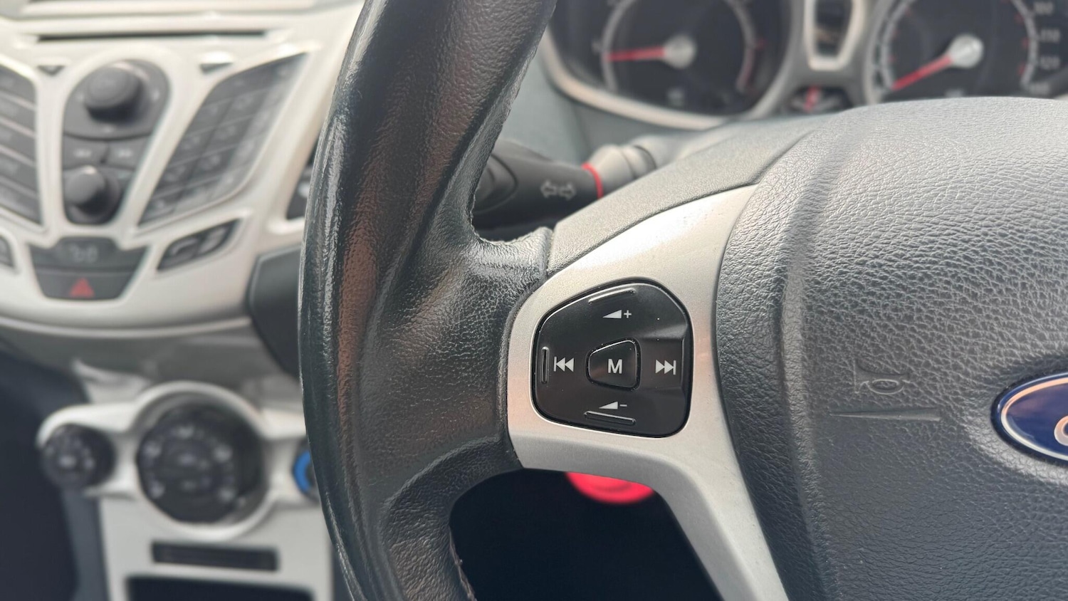 Used Ford Fiesta 2011 for sale - 77898502: Photo 18