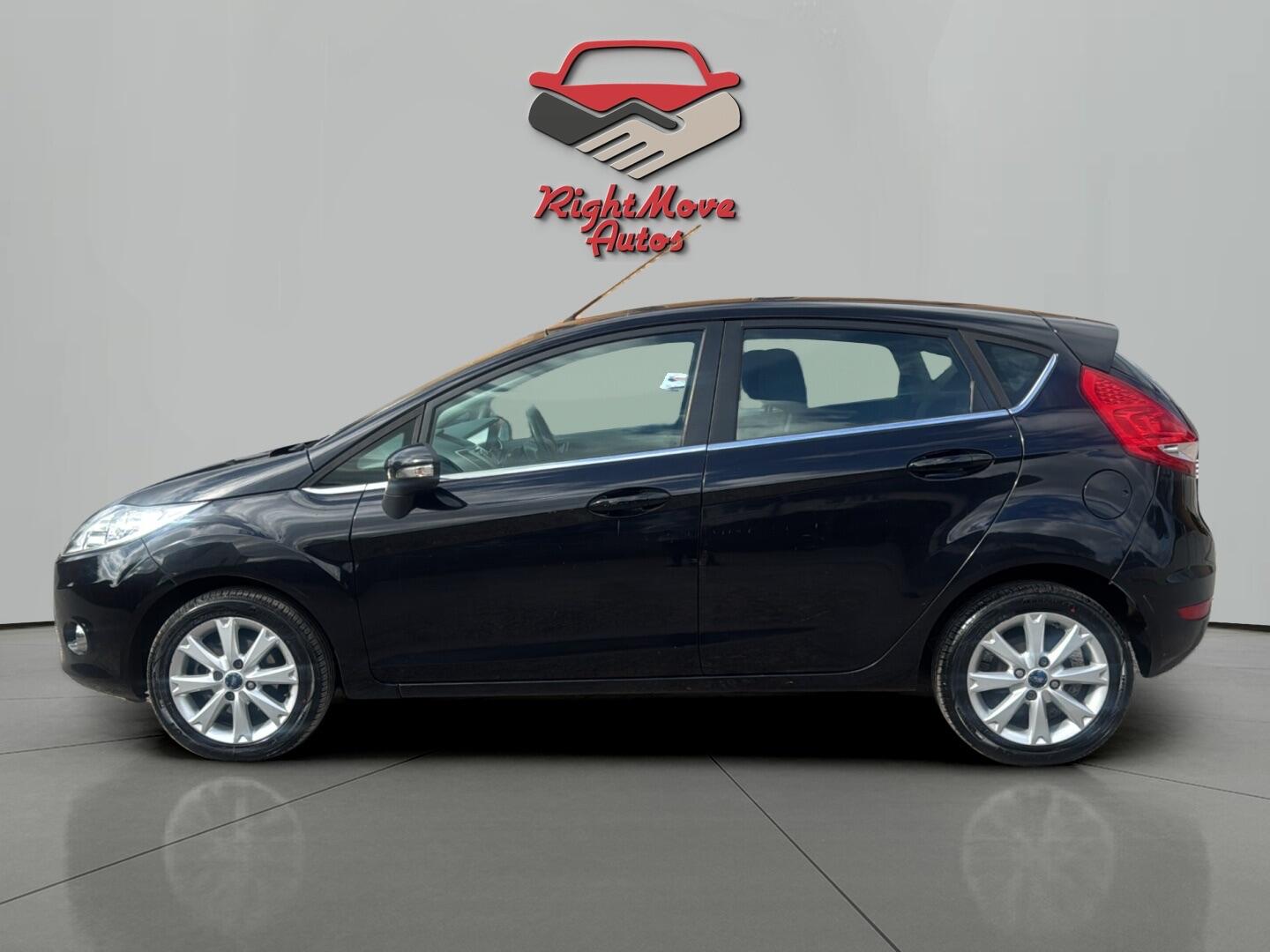 Used Ford Fiesta 2011 for sale - 77898502: Photo 2