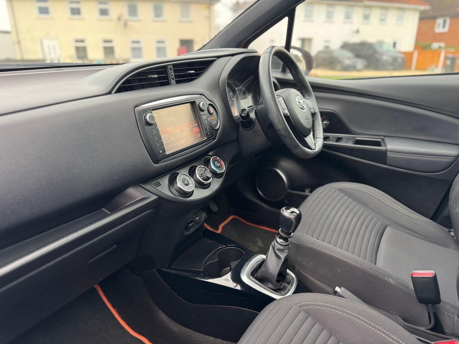 Used Toyota Yaris 2016 for sale - 77020845: Photo 12