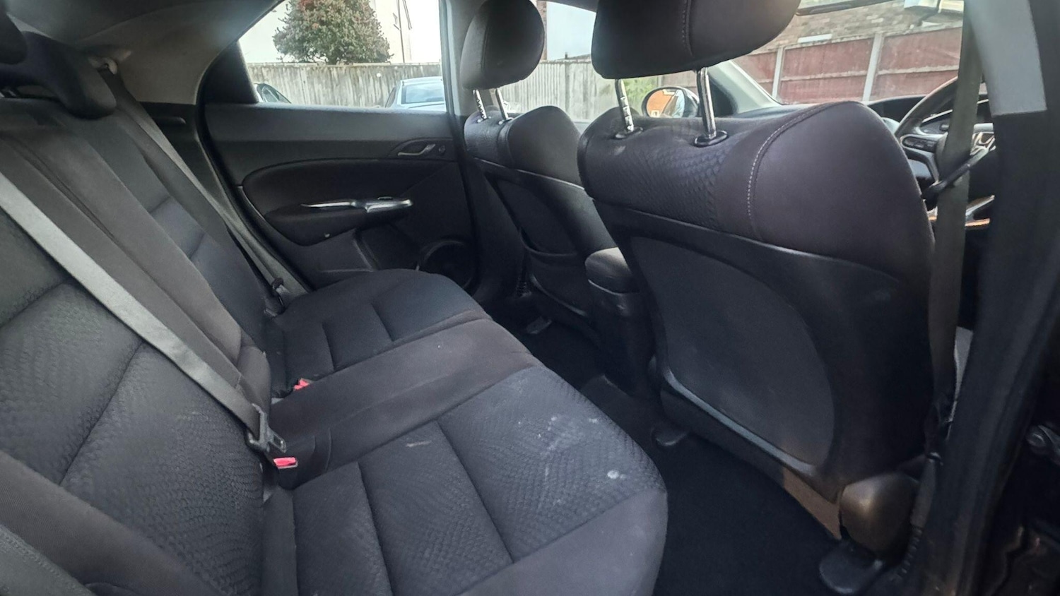 Used Honda Civic 2010 for sale - 76935819: Photo 12