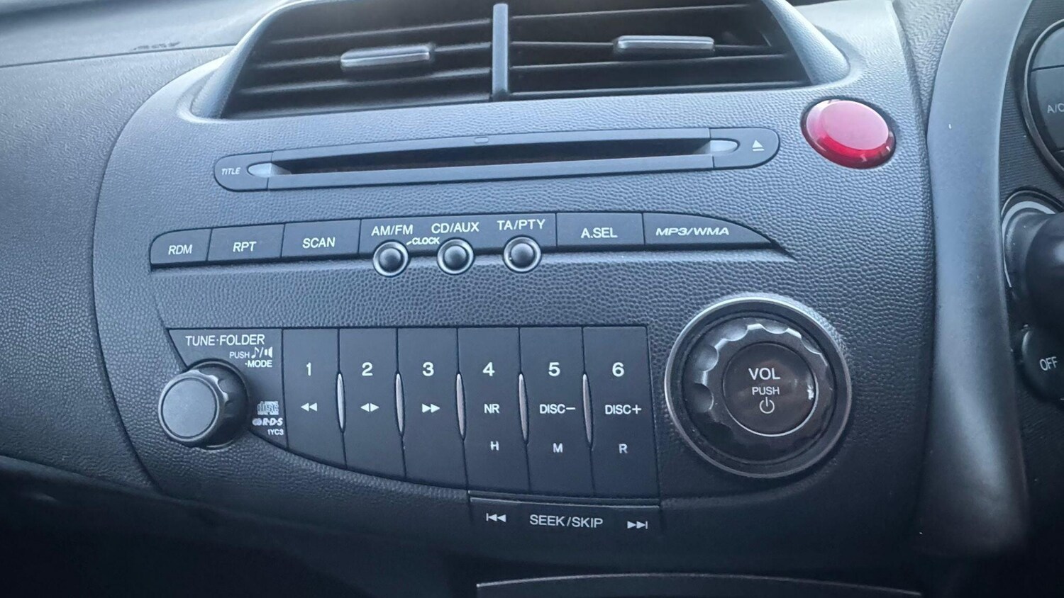 Used Honda Civic 2010 for sale - 76935819: Photo 19