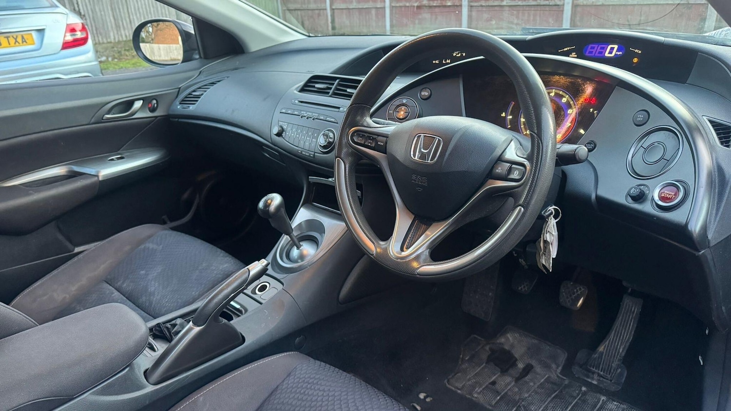 Used Honda Civic 2010 for sale - 76935819: Photo 8