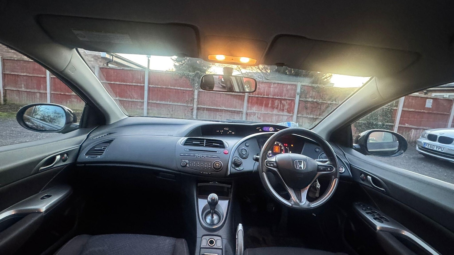 Used Honda Civic 2010 for sale - 76935819: Photo 9