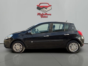 Used Renault Clio 2009 for sale - 76227796: Photo 2