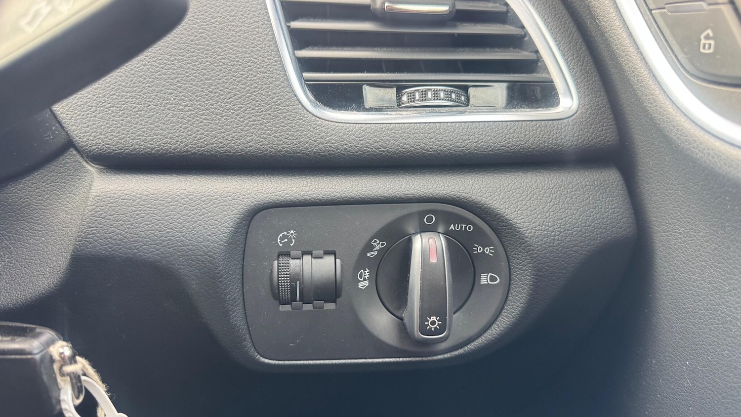 Used Audi Q3 2016 for sale - 77754335: Photo 22