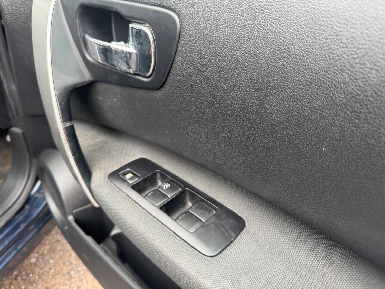 Used Nissan Qashqai 2012 for sale - 77632966: Photo 12