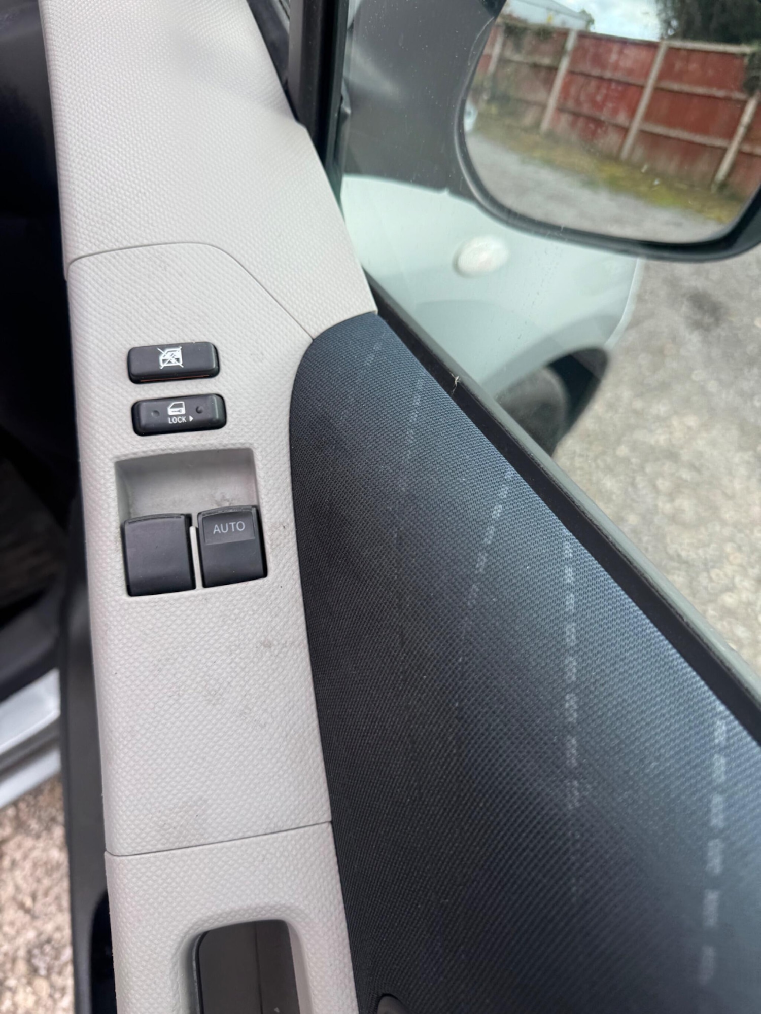 Used Toyota Yaris 2008 for sale - 76361125: Photo 12