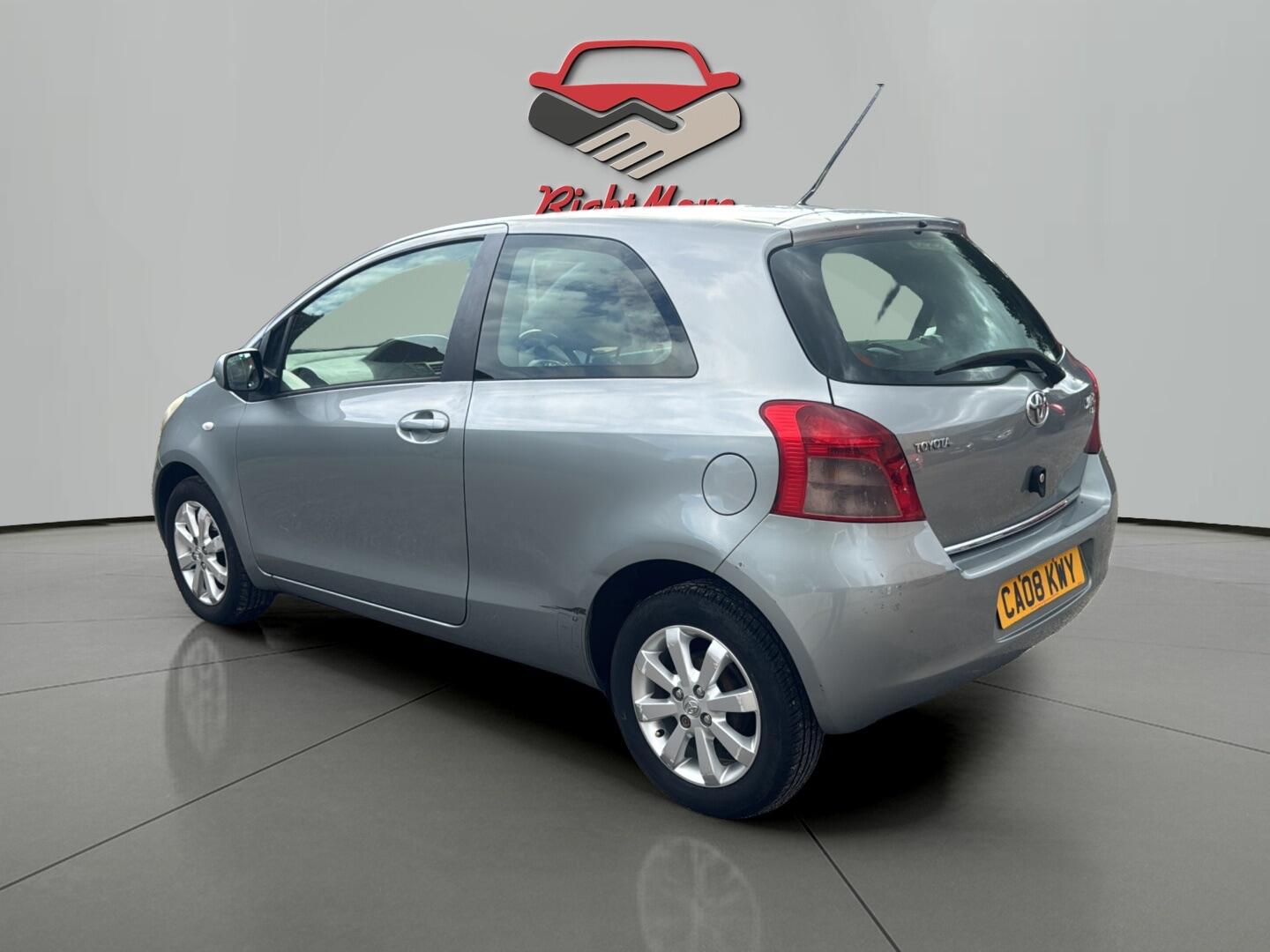 Used Toyota Yaris 2008 for sale - 76361125: Photo 2