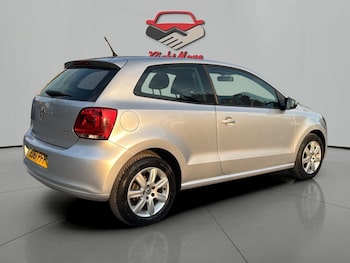 Used Volkswagen Polo 2011 for sale - 78404352: Photo