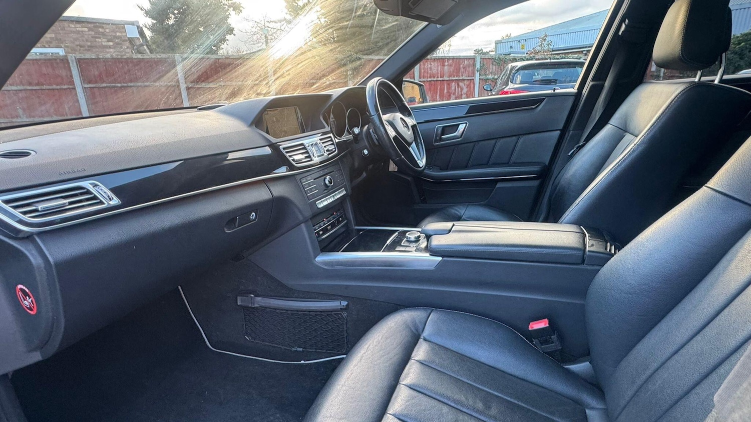 Used Mercedes-Benz E Class 2015 for sale - 76634027: Photo 10