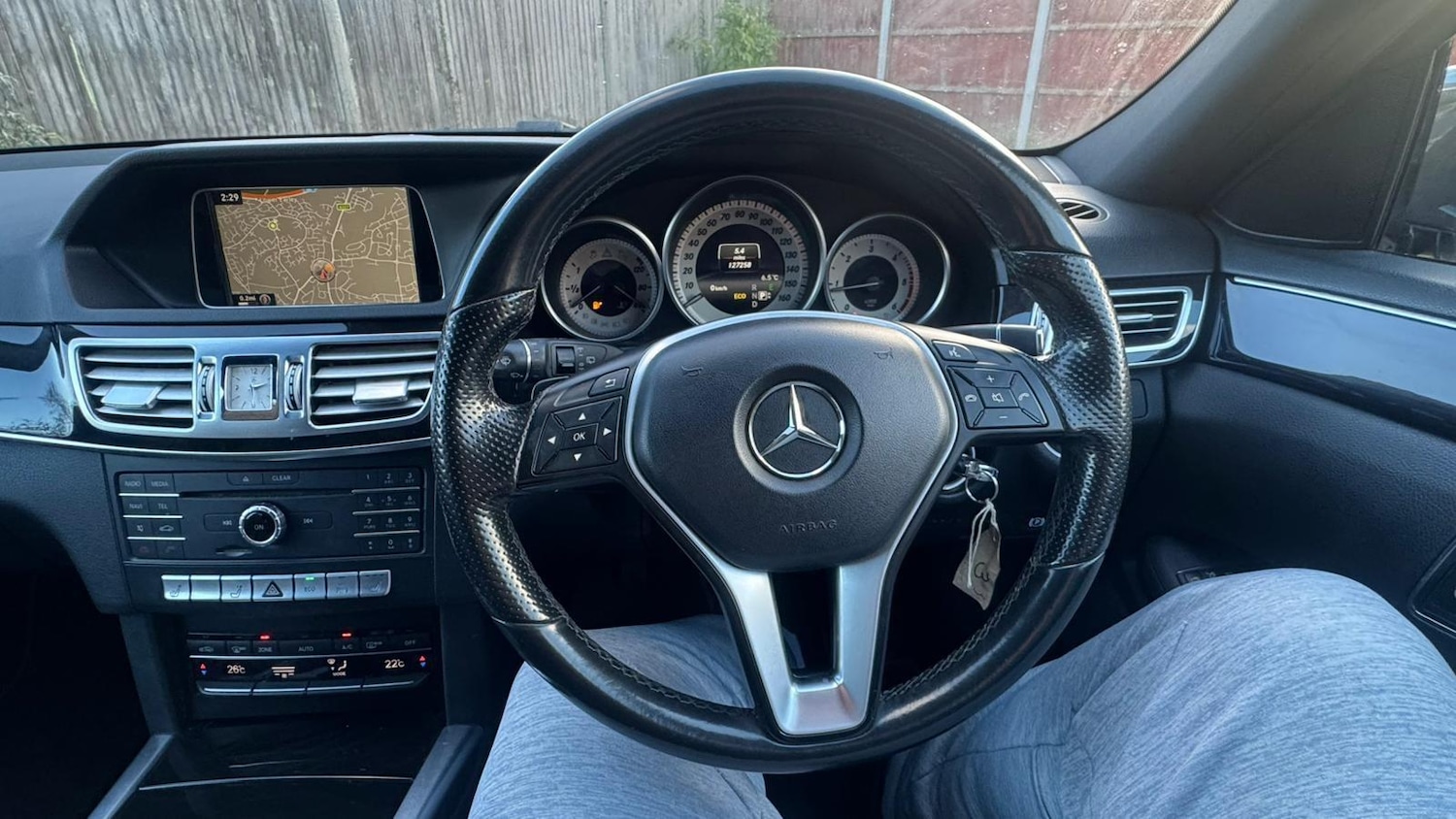 Used Mercedes-Benz E Class 2015 for sale - 76634027: Photo 13