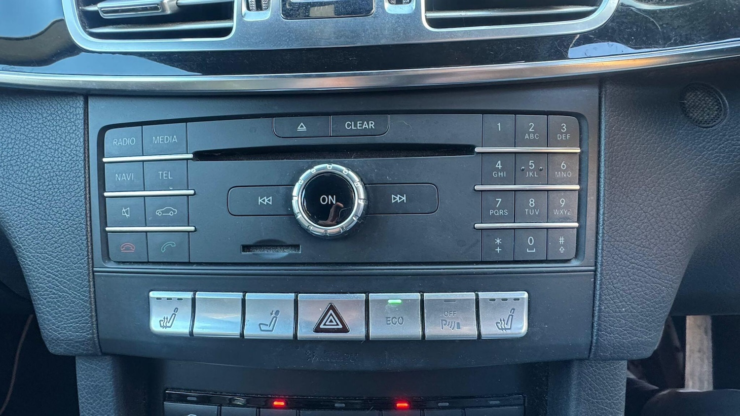 Used Mercedes-Benz E Class 2015 for sale - 76634027: Photo 17