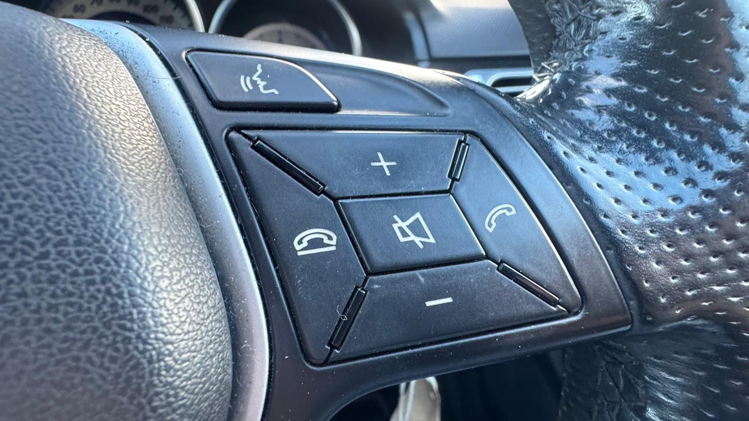 Used Mercedes-Benz E Class 2015 for sale - 76634027: Photo 20