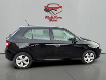 Used Skoda Fabia 2016 for sale - 76441008: Photo