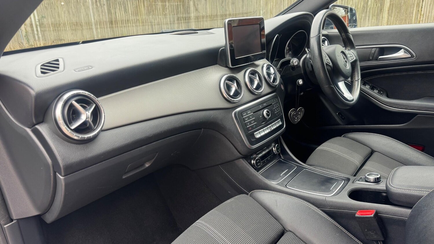 Used Mercedes-Benz CLA 2018 for sale - 77908545: Photo 17