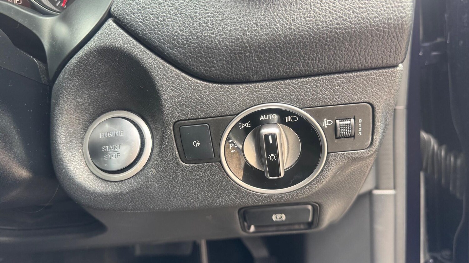 Used Mercedes-Benz CLA 2018 for sale - 77908545: Photo 26