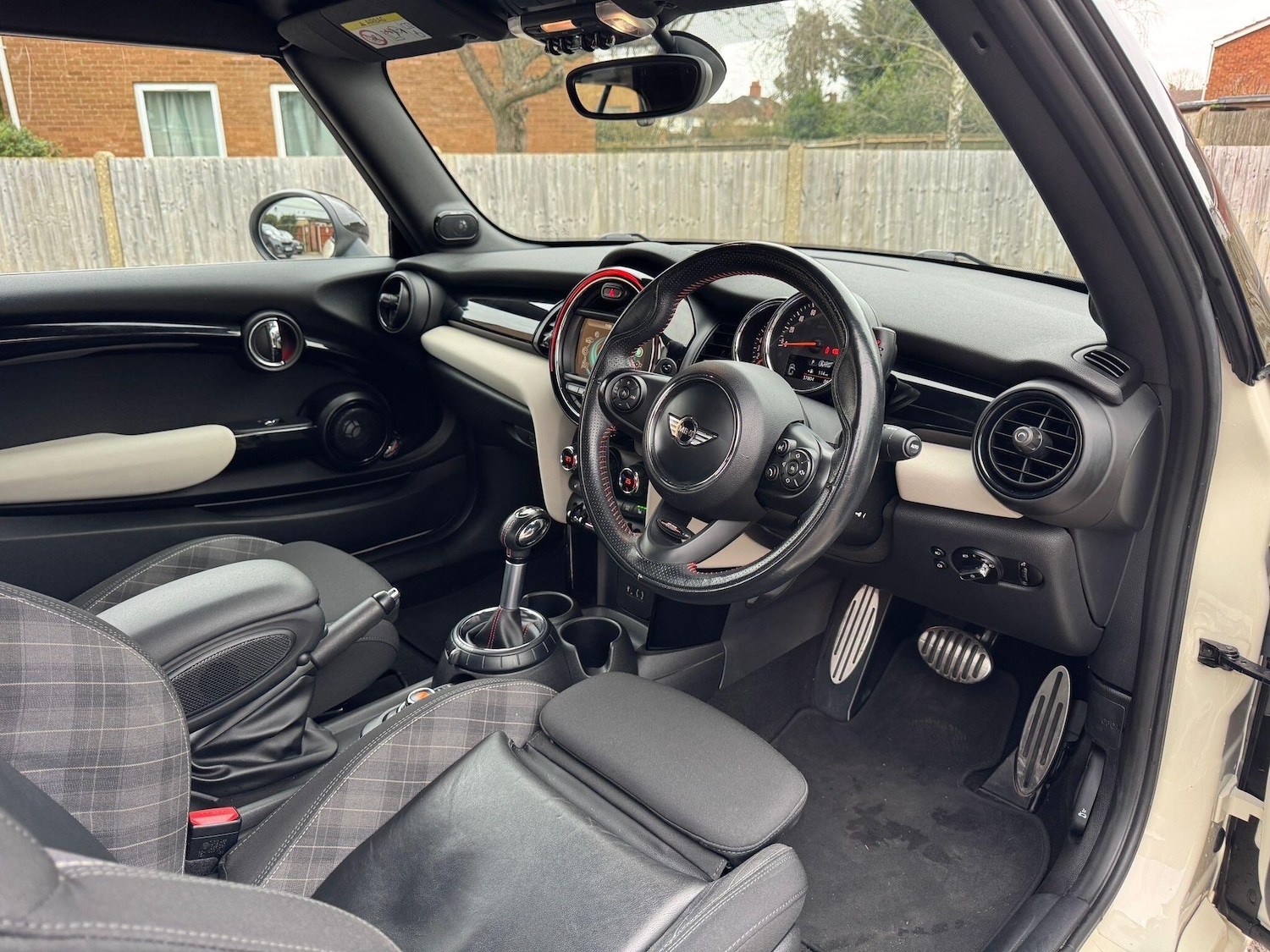 Used MINI Convertible 2016 for sale - 77598678: Photo 12