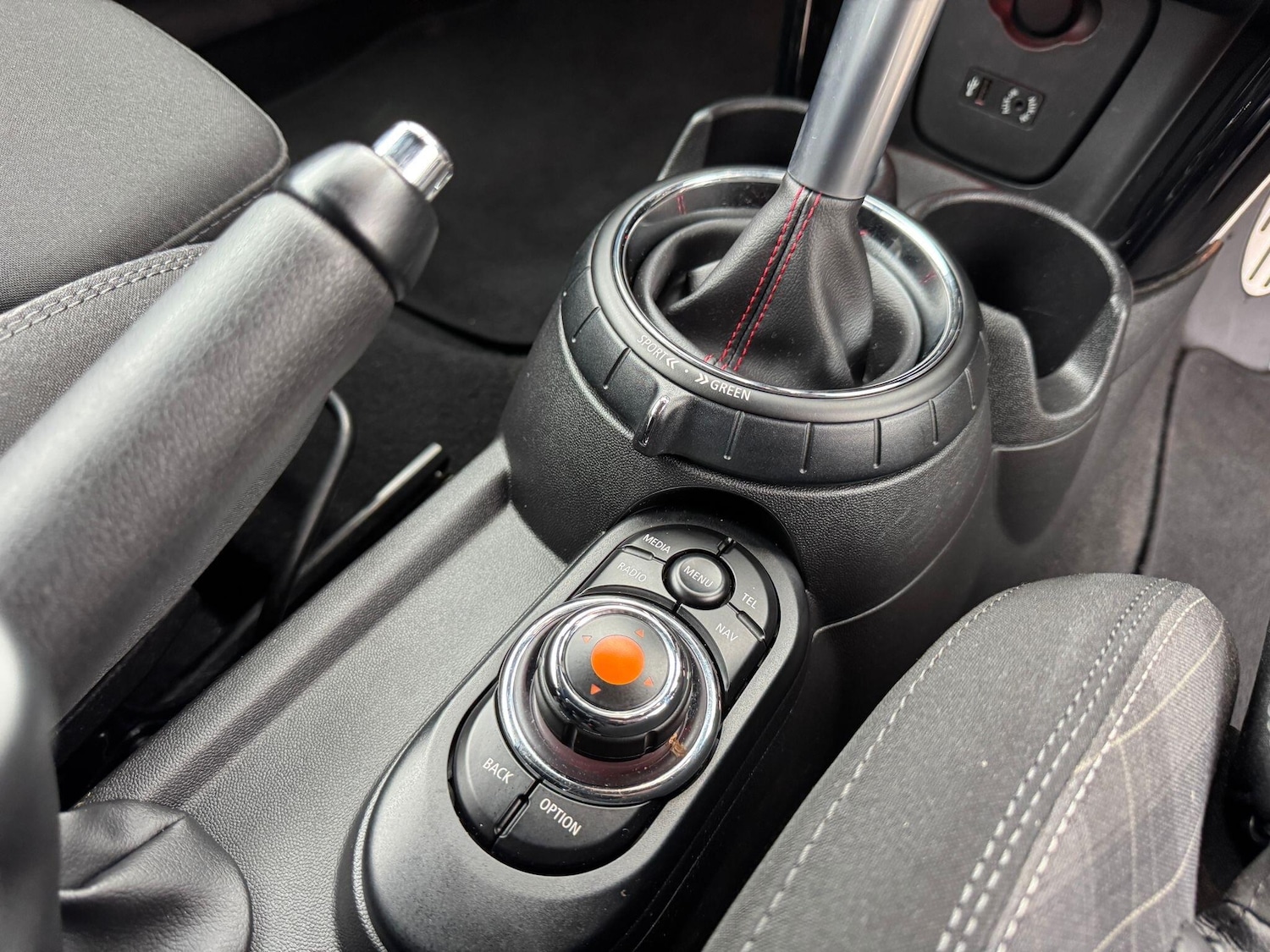 Used MINI Convertible 2016 for sale - 77598678: Photo 15