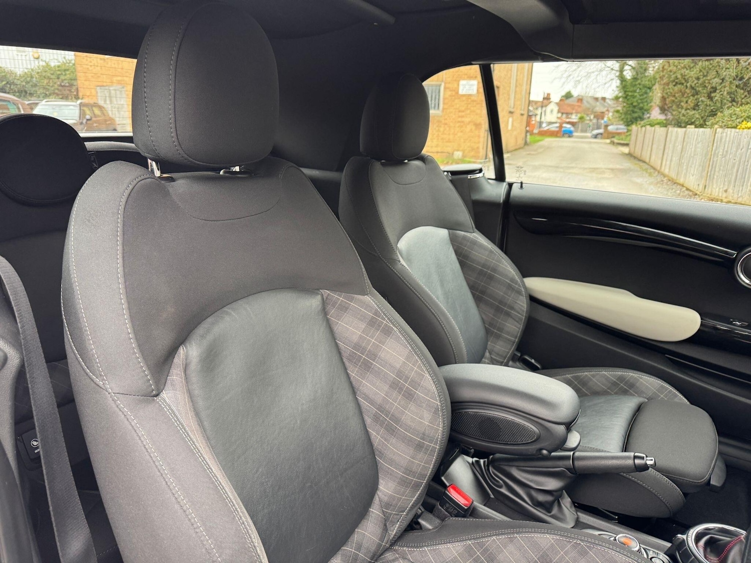 Used MINI Convertible 2016 for sale - 77598678: Photo 23