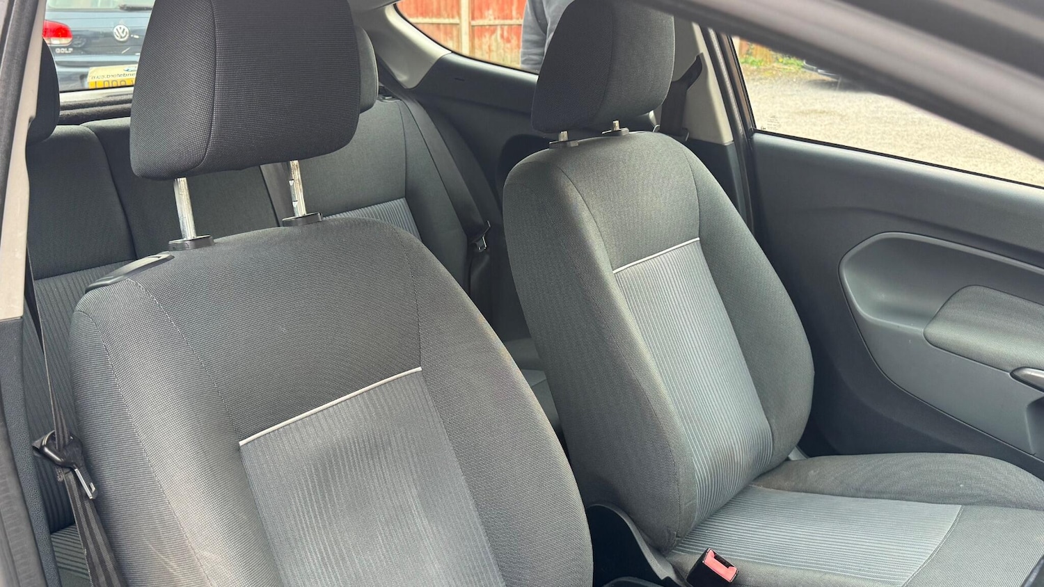 Used Ford Fiesta 2011 for sale - 77993209: Photo 10