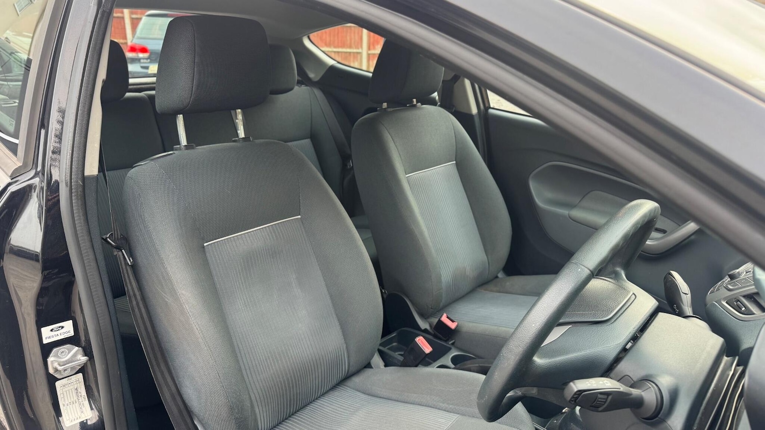 Used Ford Fiesta 2011 for sale - 77993209: Photo 11