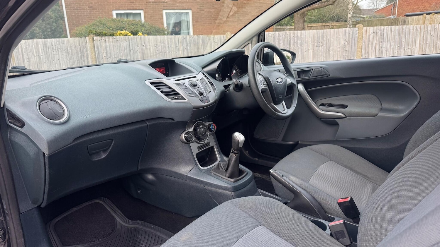 Used Ford Fiesta 2011 for sale - 77993209: Photo 13